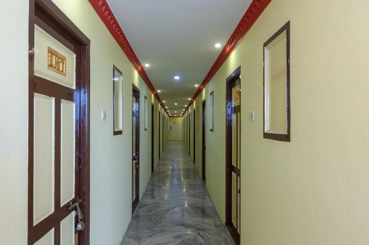 Oyo Flagship 24898 Senthur Murugan Residency Tambaram Exterior photo