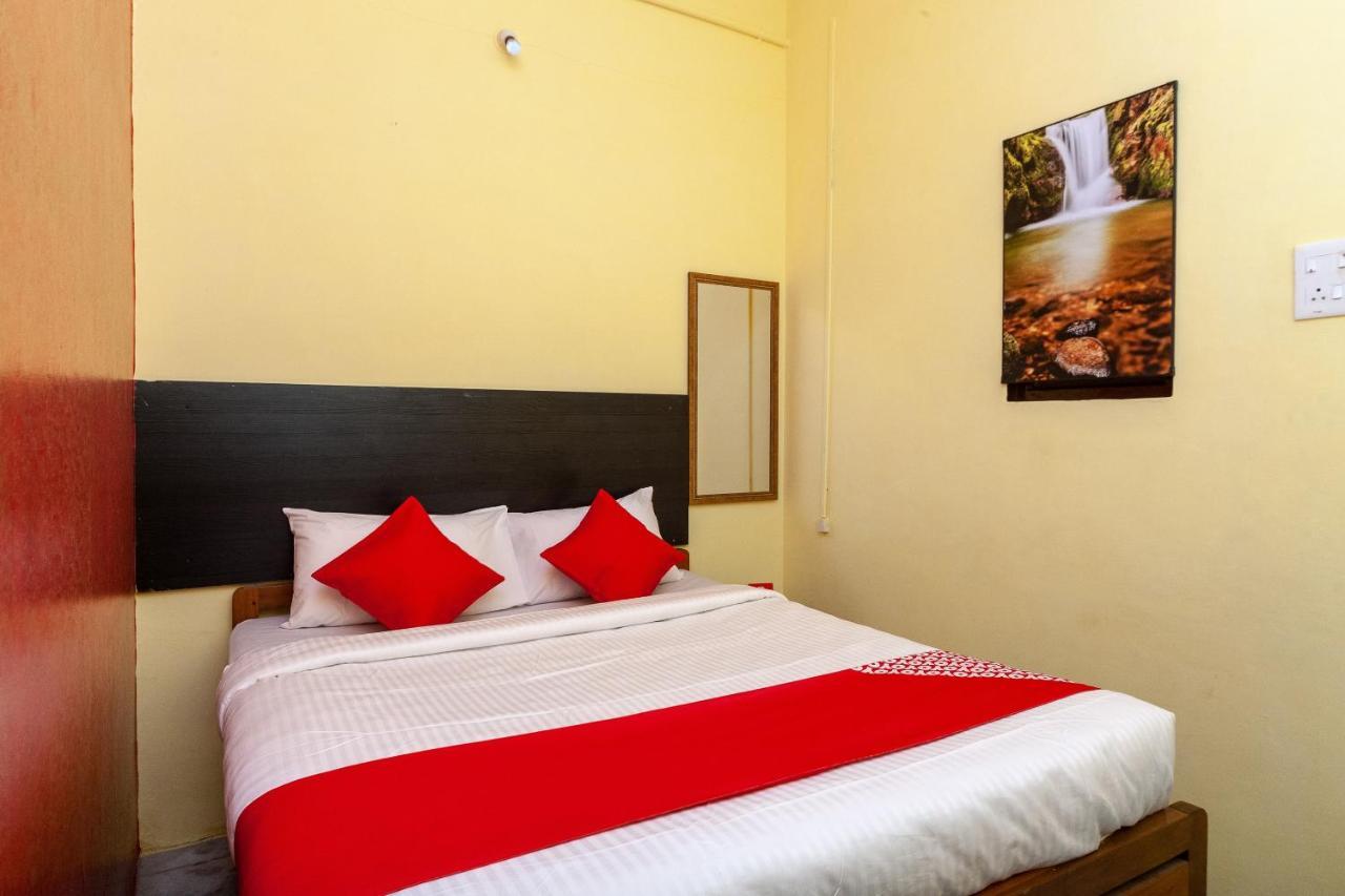 Oyo Flagship 24898 Senthur Murugan Residency Tambaram Exterior photo