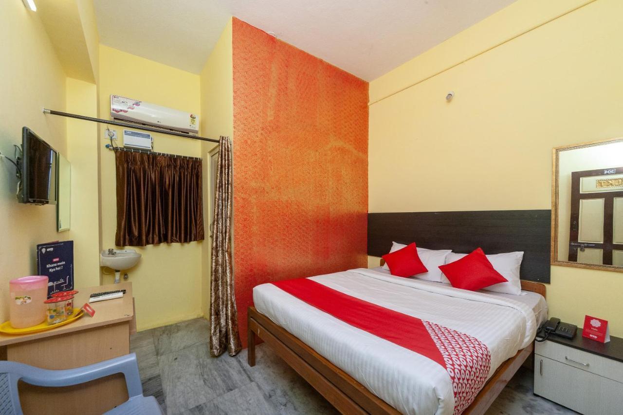 Oyo Flagship 24898 Senthur Murugan Residency Tambaram Exterior photo