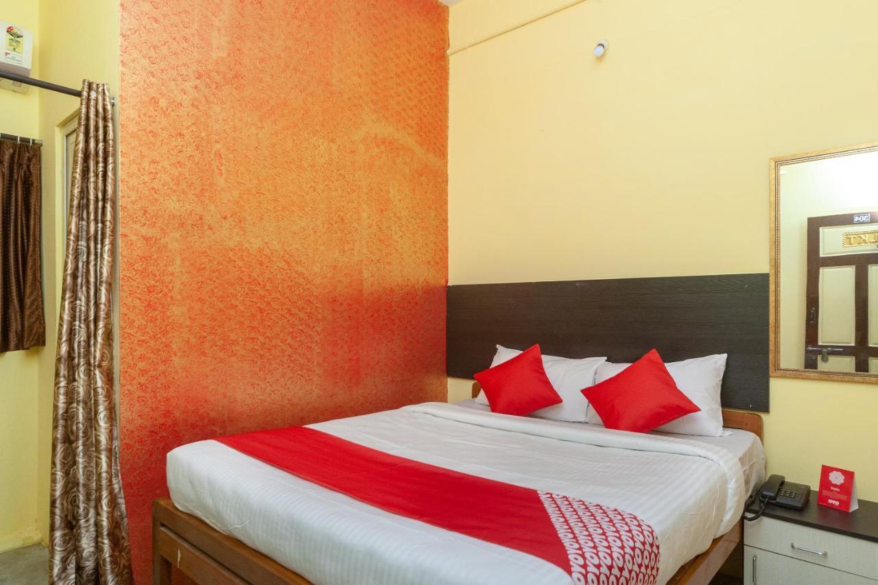 Oyo Flagship 24898 Senthur Murugan Residency Tambaram Exterior photo